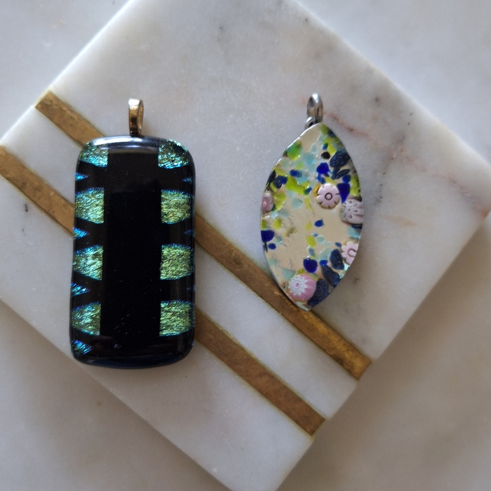 Set of 2 Glass Pendant